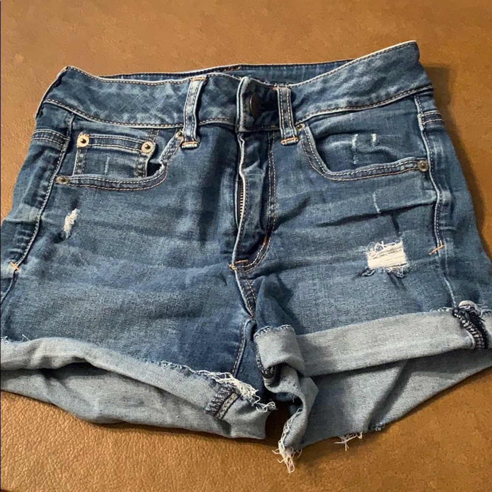 Size 2 American eagle shorts
